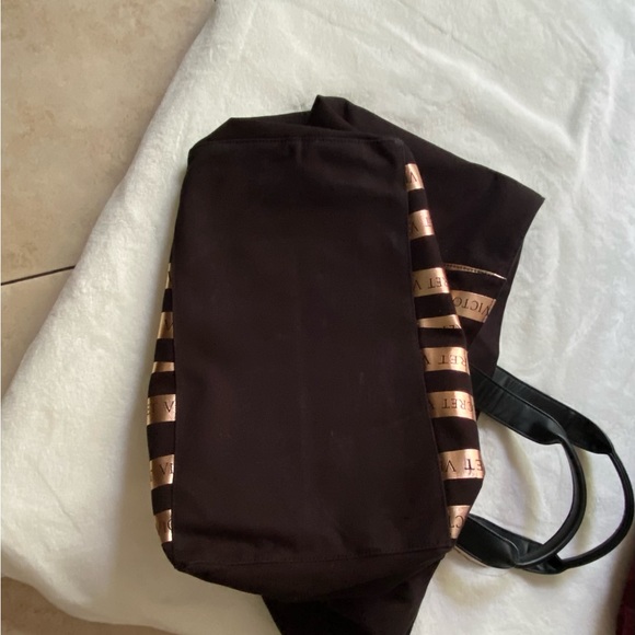 Victoria Secret bag 💼 - Picture 13 of 14